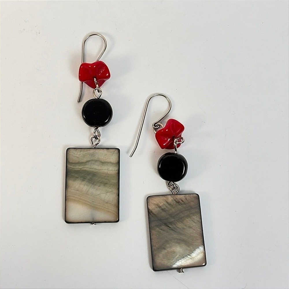 Vintage Drop Earrings Grey Red Black Shell Glass Boho Minimalist 90s Statement